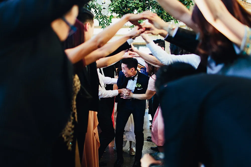 Photo by Sayher Heffernan. theweddingnotebook.com