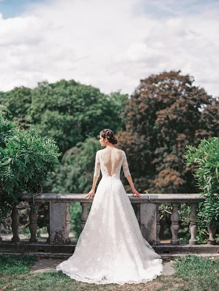 Sarabeth – Sareh Nouri Fall 2015 Collection. theweddingnotebook.com