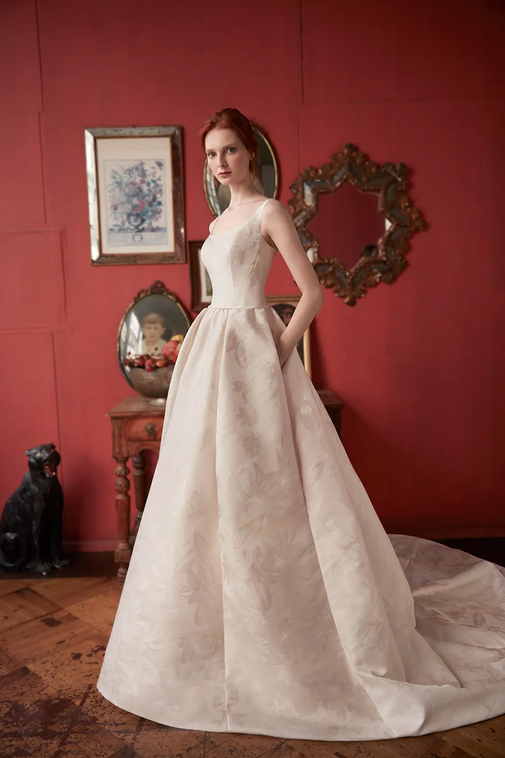 Violette - Sareh Nouri Fall 2020 Bridal Collection. theweddingnotebook.com