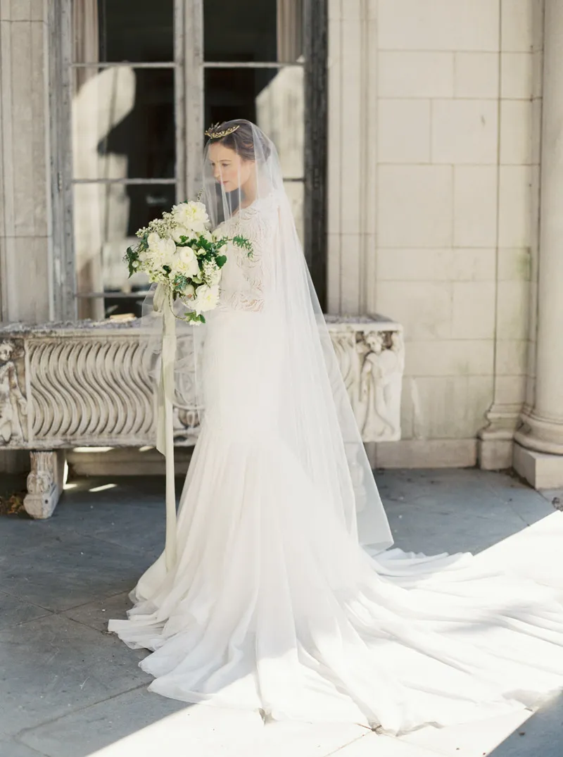 Esther: Sareh Nouri – New York Spring 2016 Bridal Collection. theweddingnotebook.com