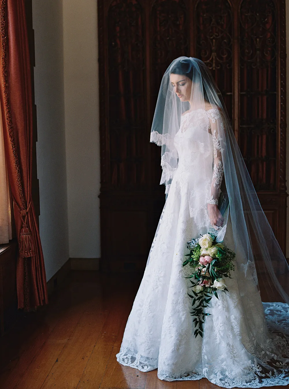 Lily of the Valley: Sareh Nouri – New York Spring 2017 Bridal Collection. theweddingnotebook.com