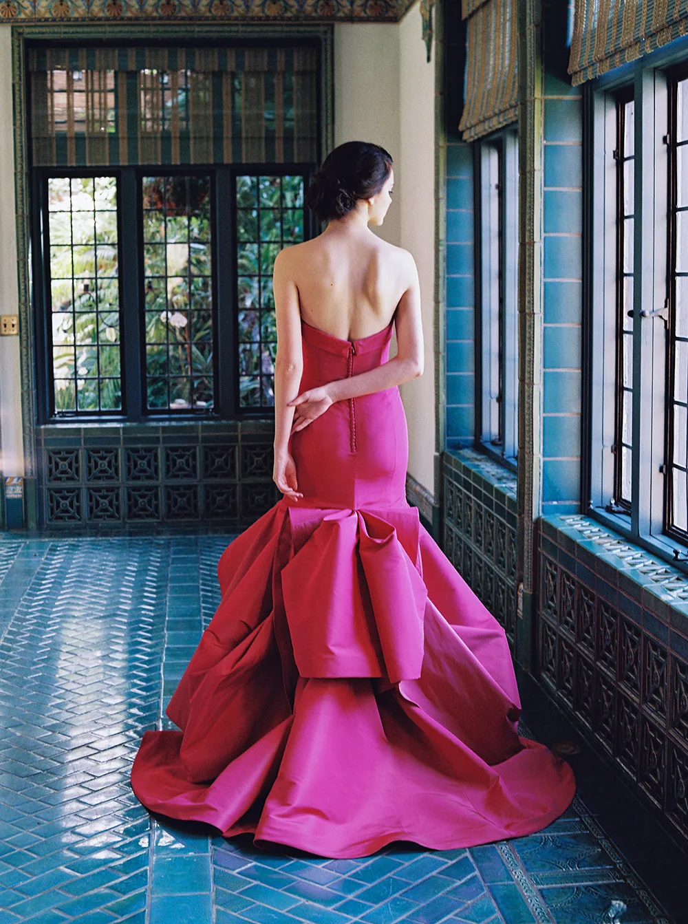 Artemis: Sareh Nouri – New York Spring 2017 Eveningwear Collection. theweddingnotebook.com