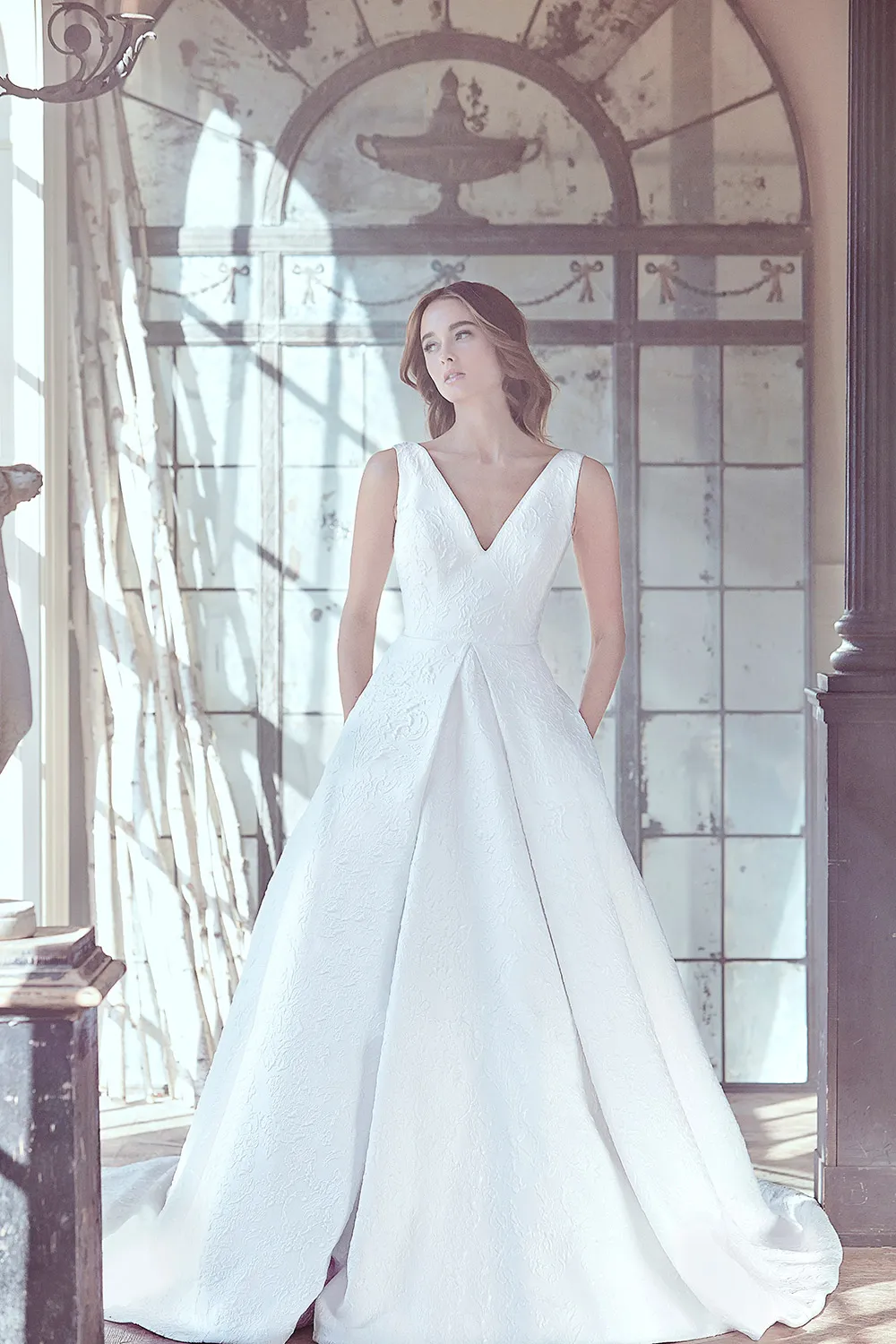 Opel – Sareh Nouri Spring 2019 Bridal Collection. theweddingnotebook.com