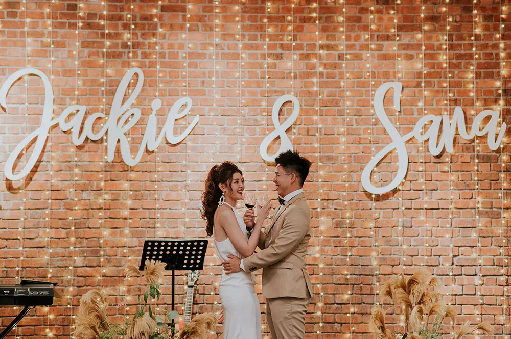 Photo by Twins Photography. theweddingnotebook.com