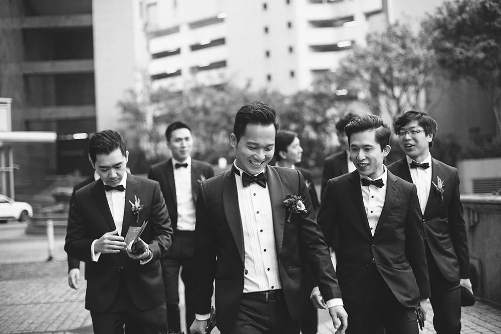 Photo by Munkeat Photography. theweddingnotebook.com