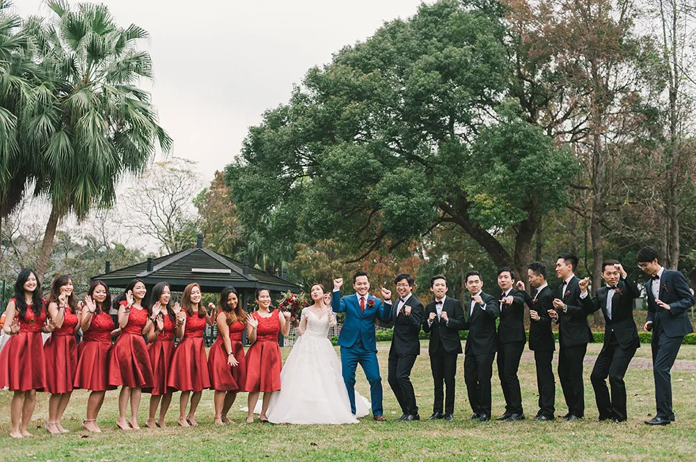 Photo by Munkeat Photography. theweddingnotebook.com