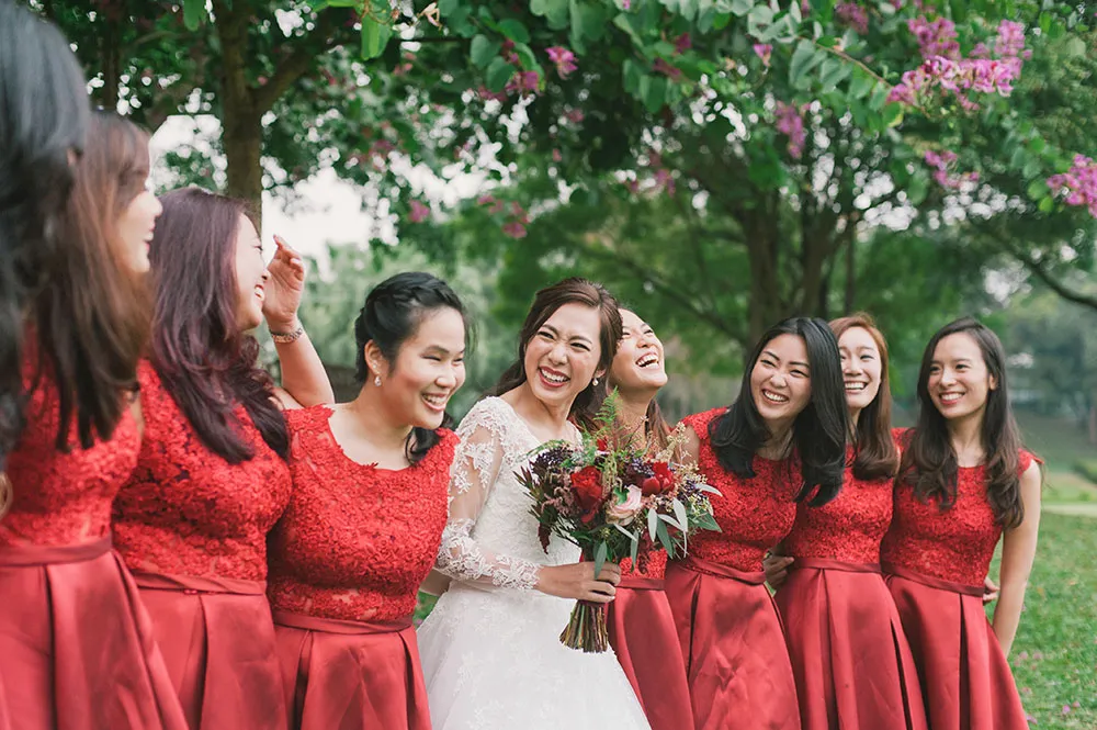 Photo by Munkeat Photography. theweddingnotebook.com