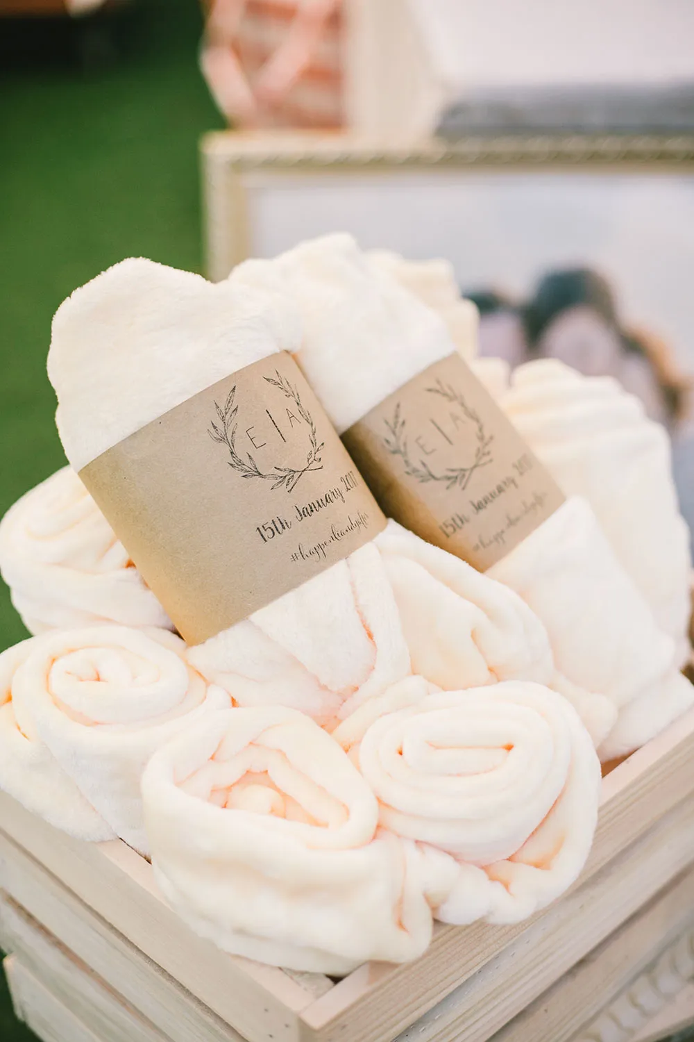 Photo by Munkeat Photography. theweddingnotebook.com