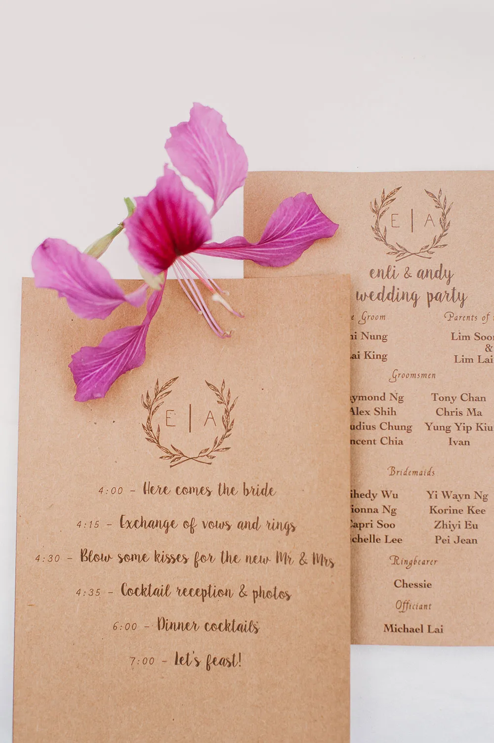 Photo by Munkeat Photography. theweddingnotebook.com