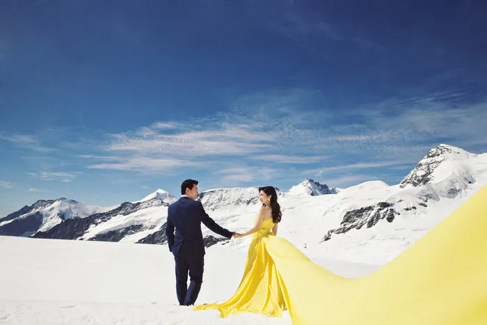 Photo by Ivan Mario of Axioo. theweddingnotebook.com