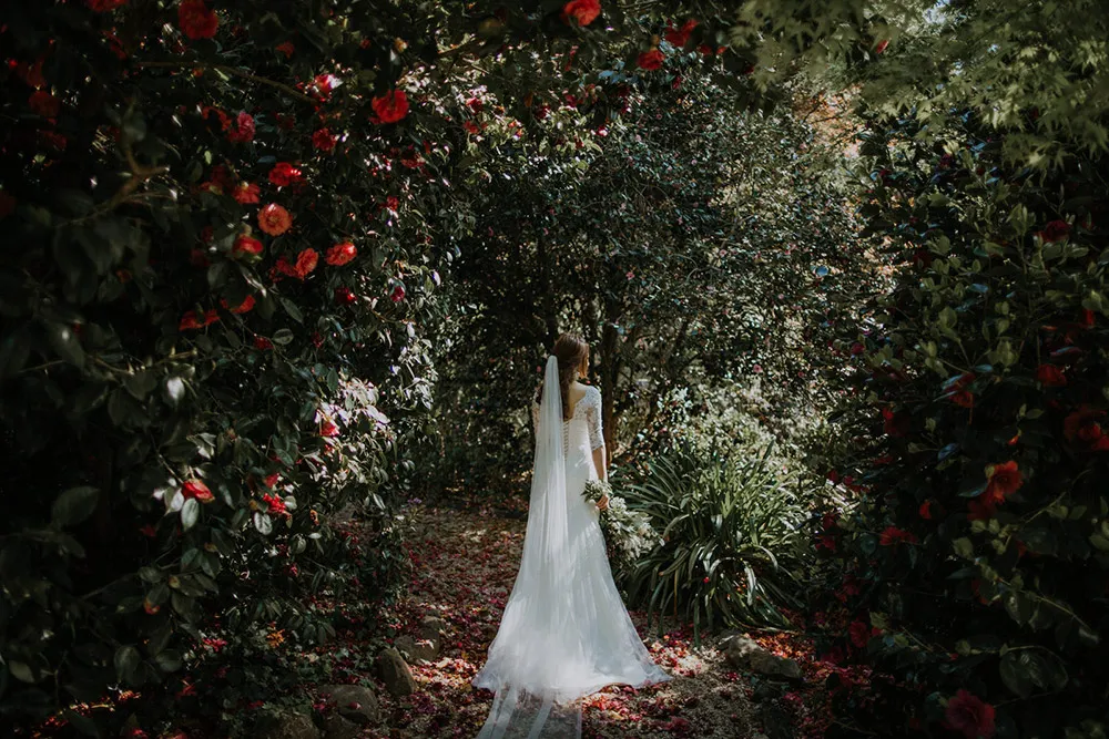 Photo by Wedding Gallery Studio. theweddingnotebook.com