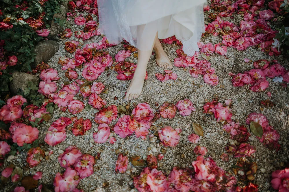 Photo by Wedding Gallery Studio. theweddingnotebook.com