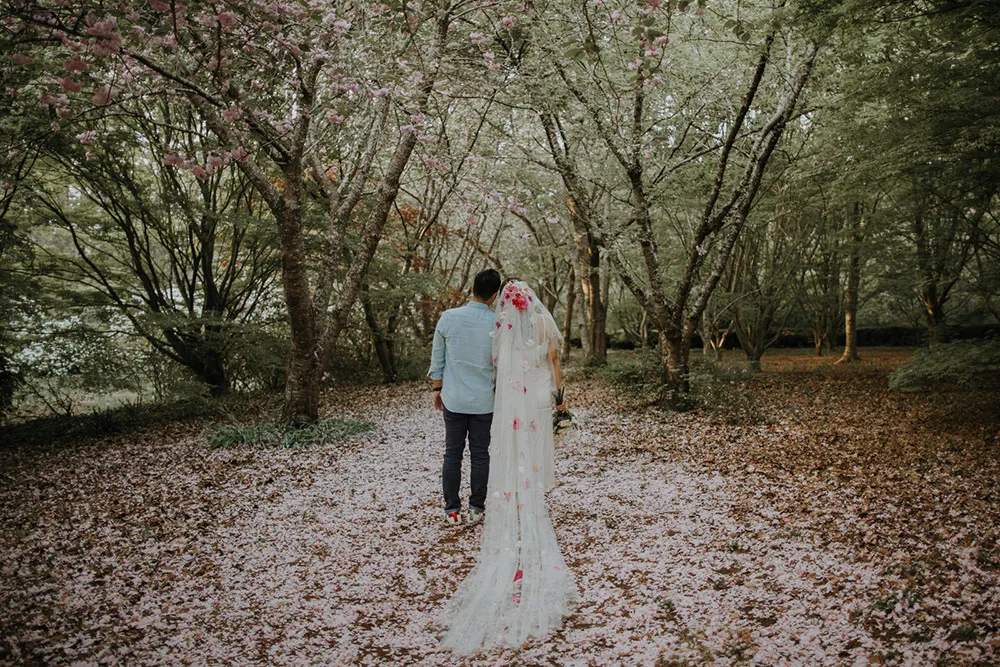 Photo by Wedding Gallery Studio. theweddingnotebook.com