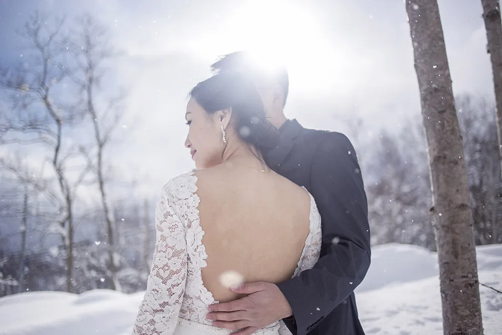 Photo by Niseko Photography. theweddingnotebook.com