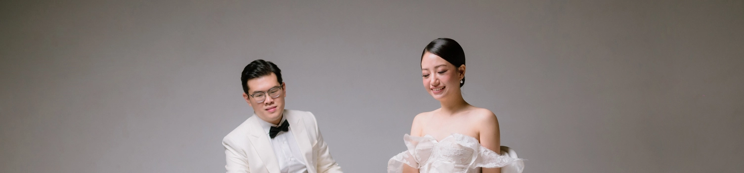 Sophisticated and Chic Indoor Pre-Wedding Photoshoot