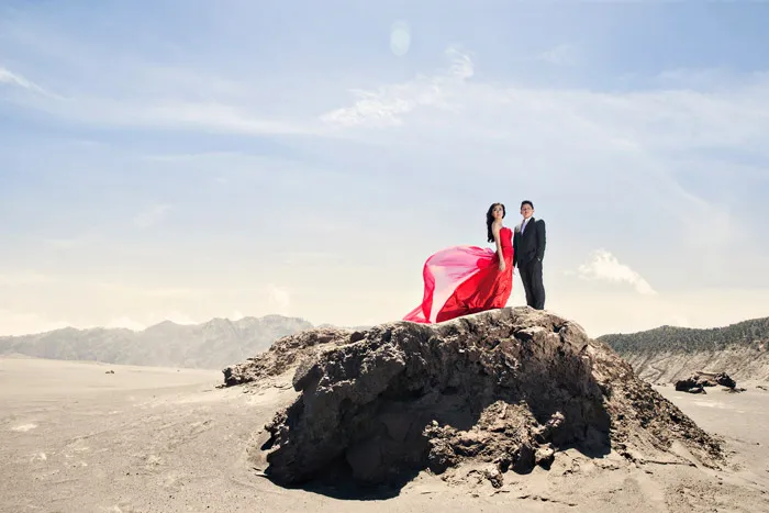 Photography by Ivan of Axioo. theweddingnotebook.com