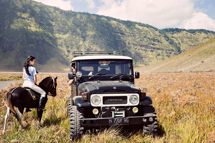 Photography by Ivan of Axioo. theweddingnotebook.com