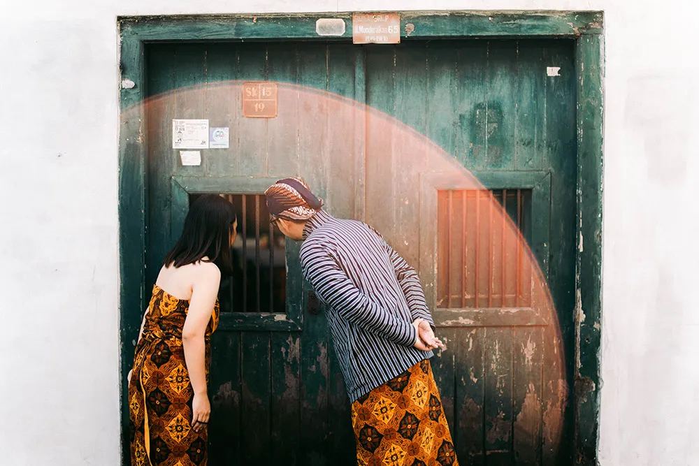 Photo by Logika Bumi of Terralogical. theweddingnotebook.com