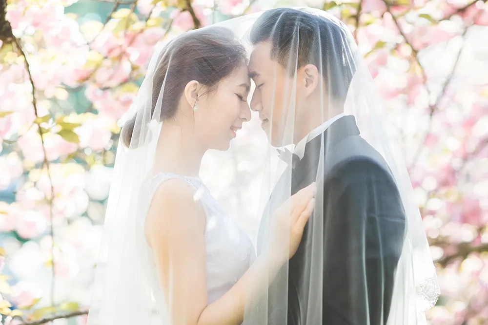 Photo by Lukas Chan Photo Lab. theweddingnotebook.com