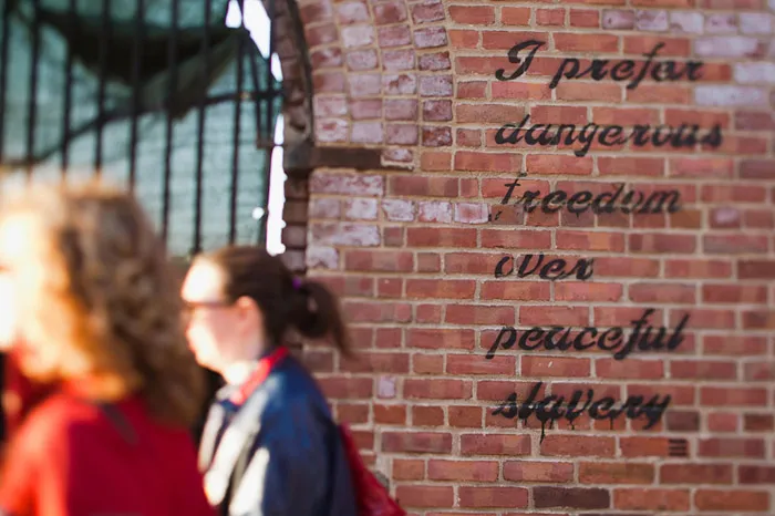 Photo by Anna-Rina Photography. theweddingnotebook.com