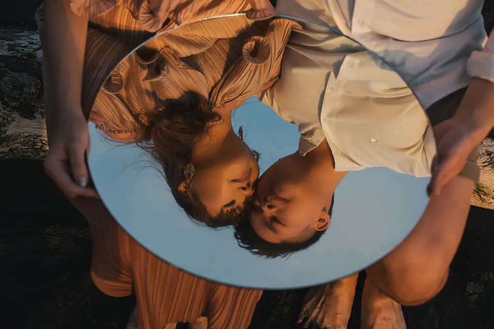 Photo by Fire Wood and Earth. theweddingnotebook.com