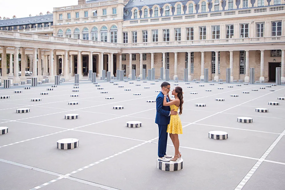 Photo by Kiss Me in Paris. theweddingnotebook.com