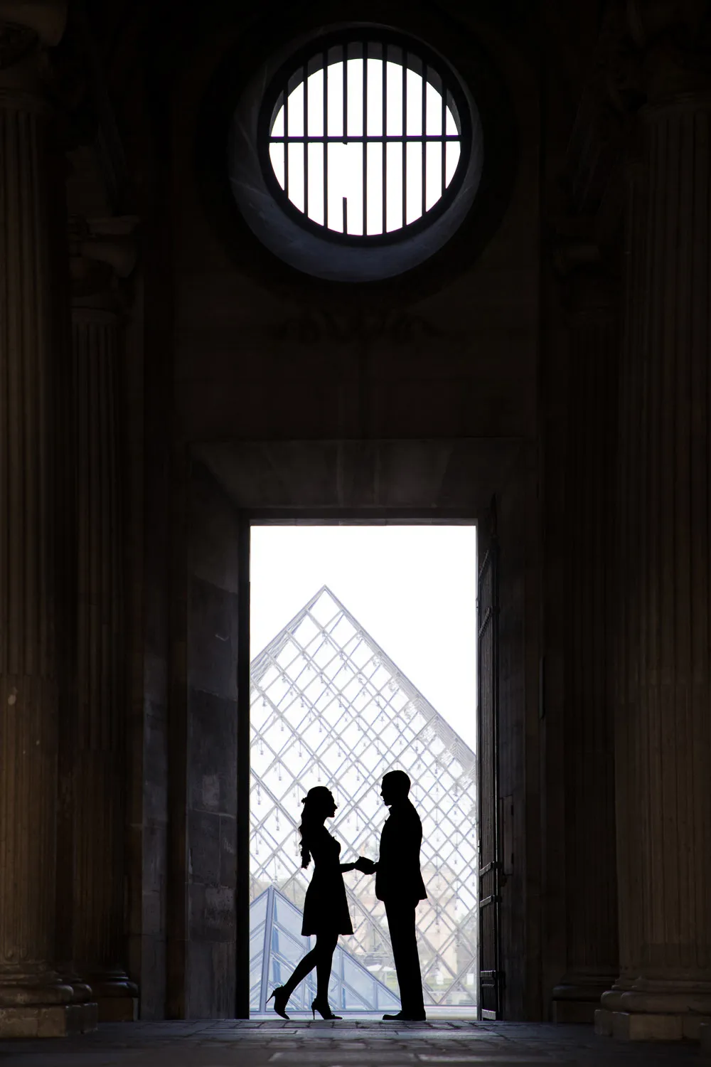 Photo by Kiss Me in Paris. theweddingnotebook.com