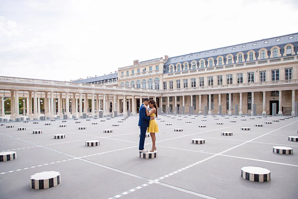 Photo by Kiss Me in Paris. theweddingnotebook.com