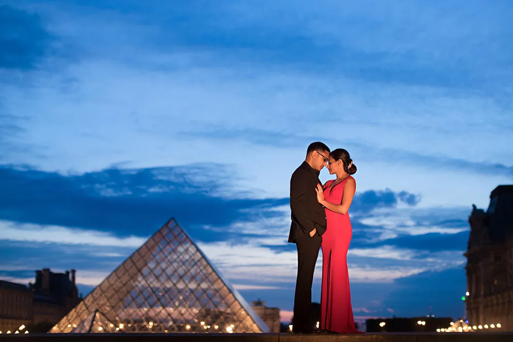 Photo by Kiss Me in Paris. theweddingnotebook.com