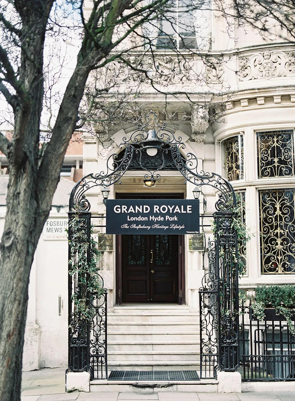 Ann-Kathrin Koch Photography. theweddingnotebook.com