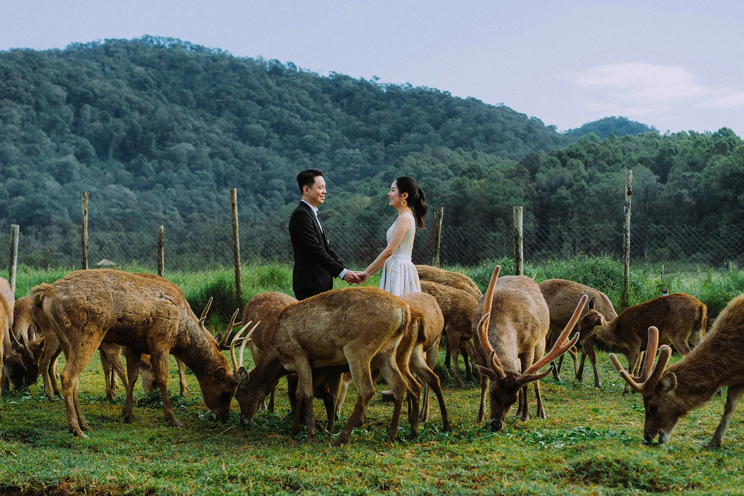 Photography by Zahkri of Sheerss. theweddingnotebook.com