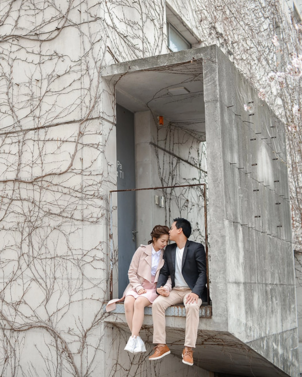 Sweet And Romantic Bridal Portrait In South Korea