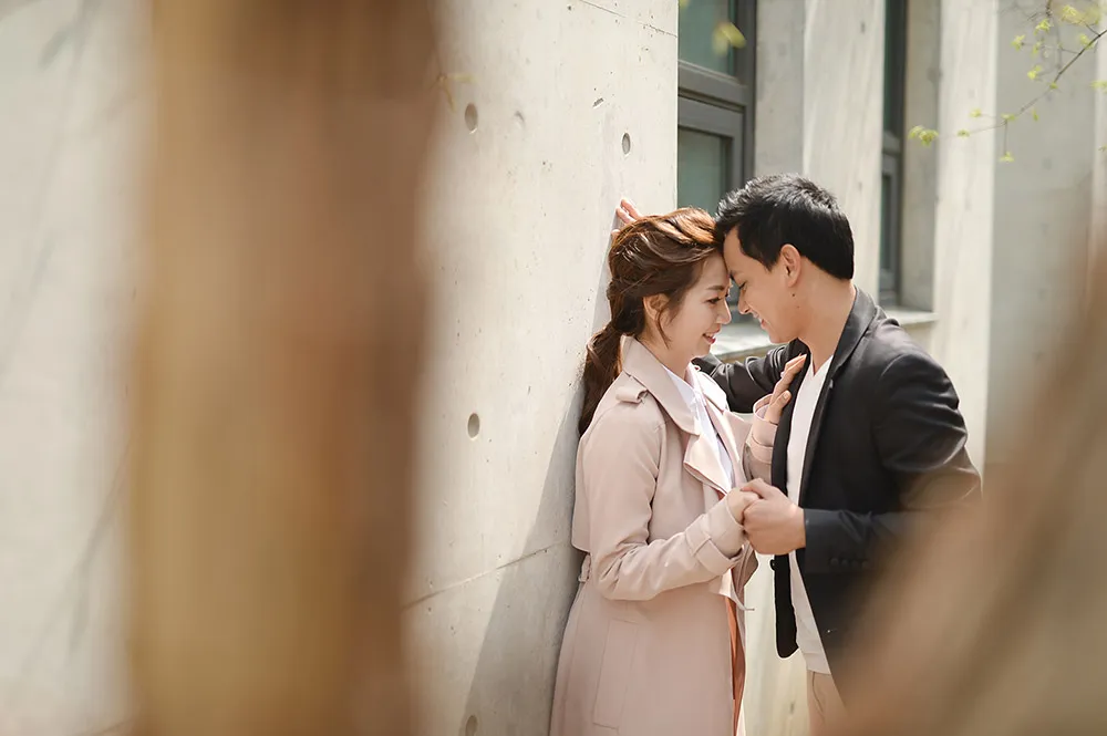 Photo by Jaja Samaniego Photography. theweddingnotebook.com