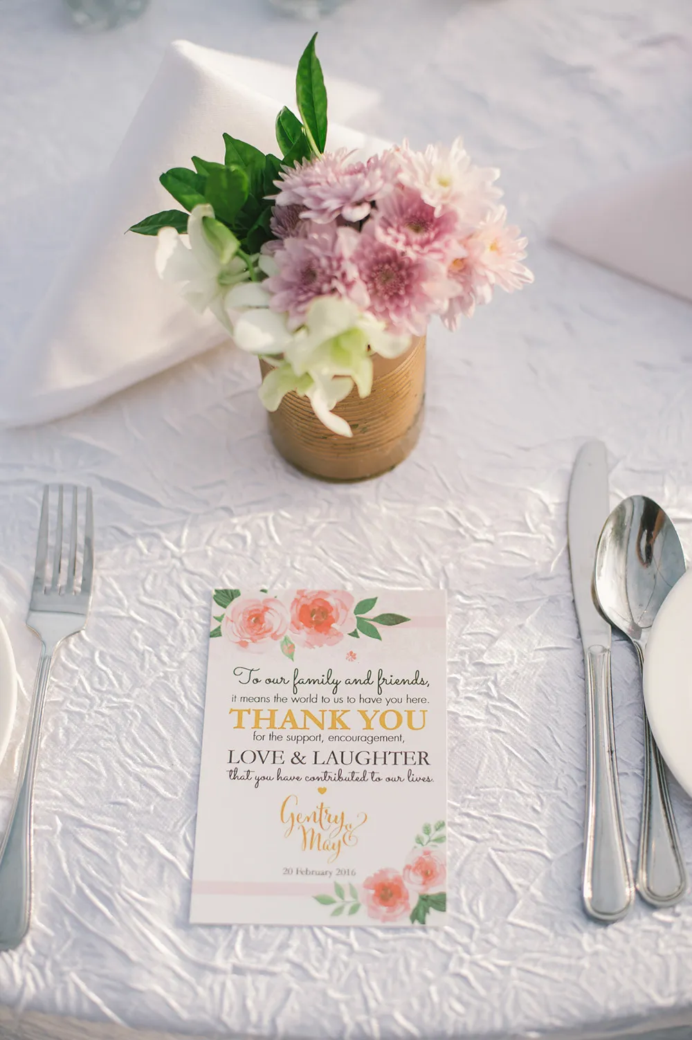 Munkeat Photography. theweddingnotebook.com