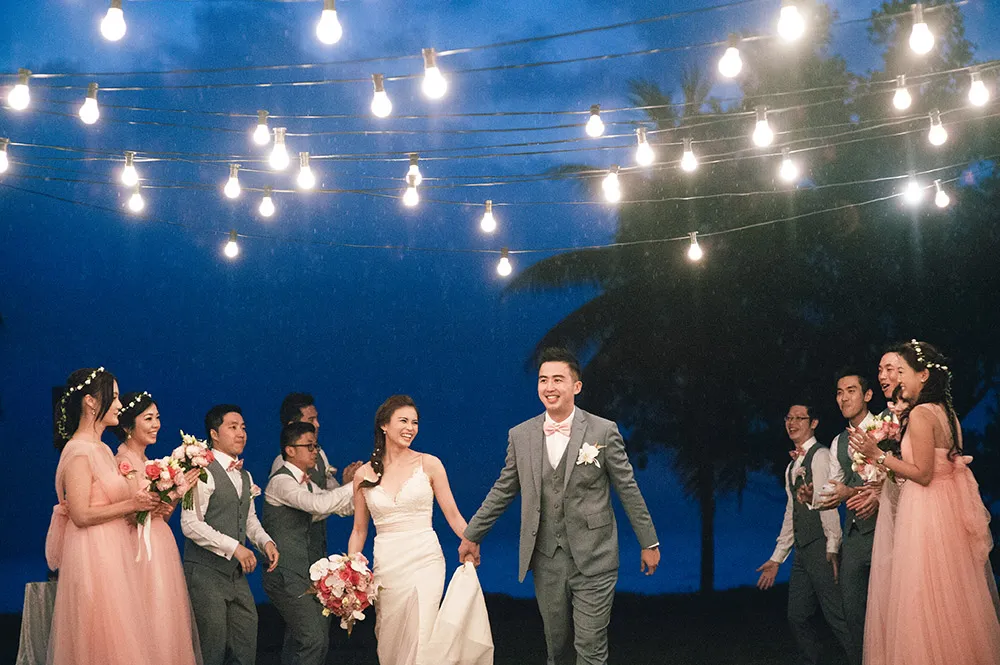 Munkeat Photography. theweddingnotebook.com