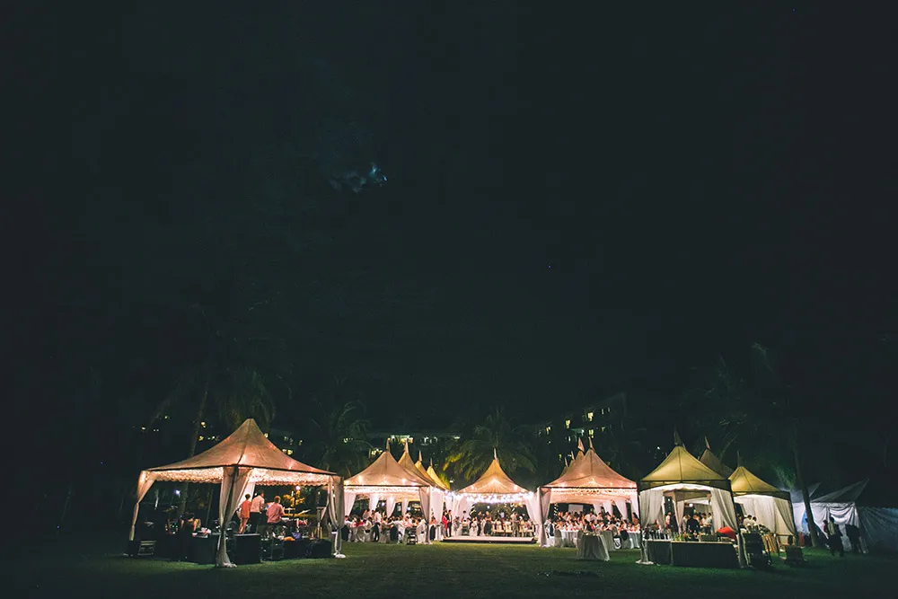 Munkeat Photography. theweddingnotebook.com