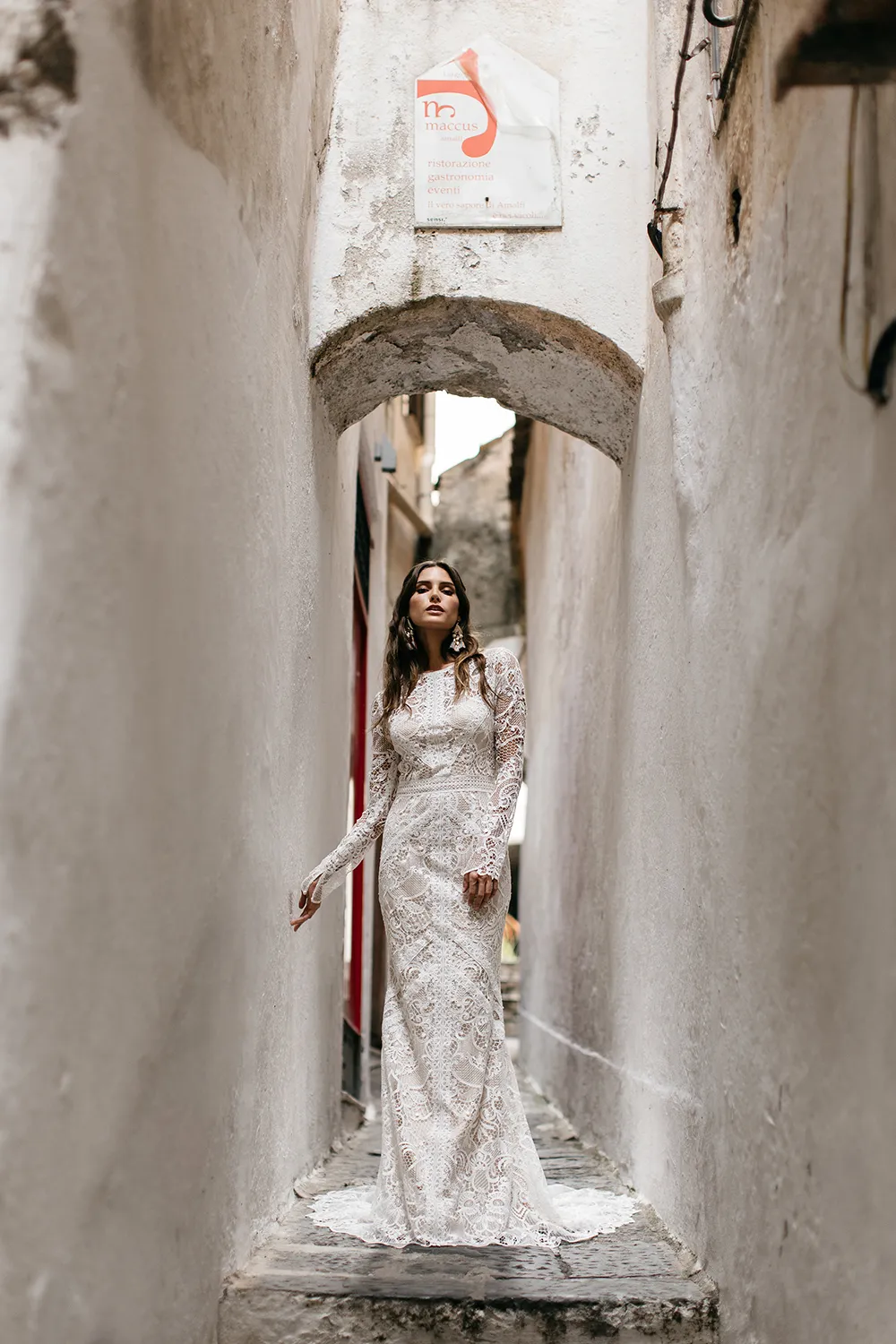 Felix -Tara Lauren Spring 2017 Collection. theweddingnotebook.com