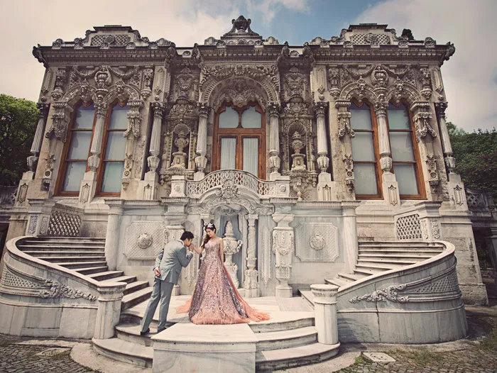 Photo by Axioo. theweddingnotebook.com