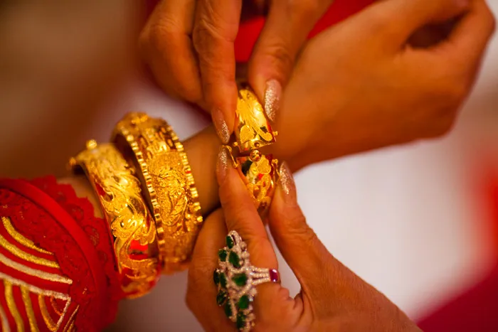 Photography Wainwright Weddings. theweddingnotebook.com