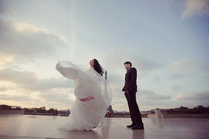 Adam Ong of Frametudio. theweddingnotebook.com