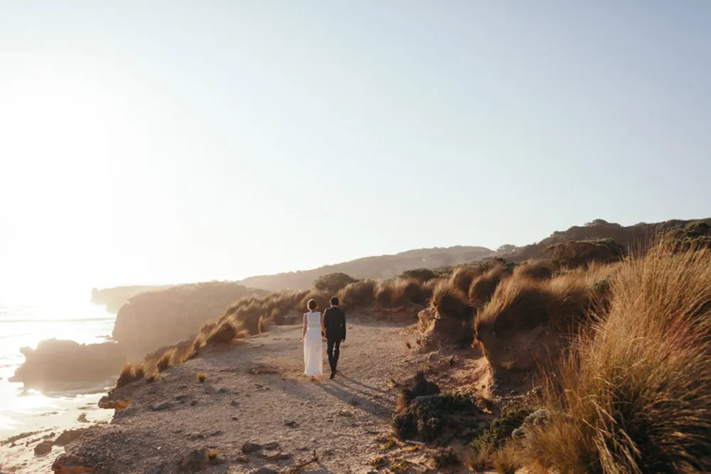 Photo by Shaun Lee. theweddingnotebook.com