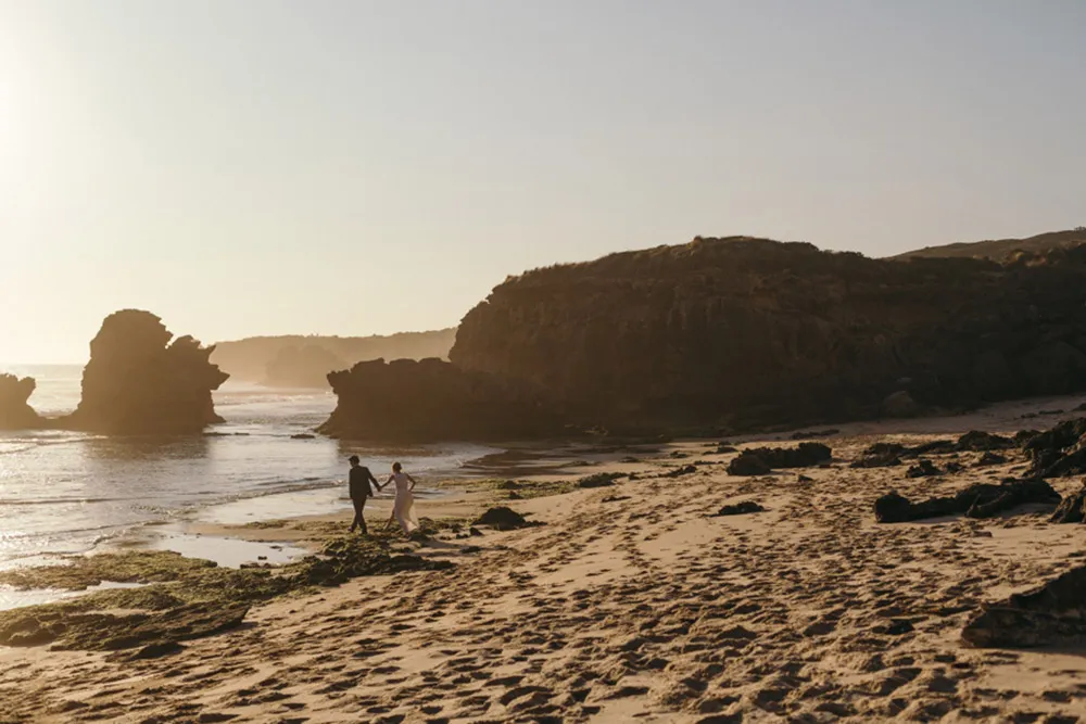 Photo by Shaun Lee. theweddingnotebook.com