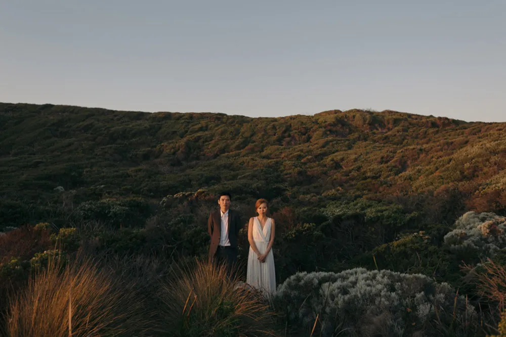 Photo by Shaun Lee. theweddingnotebook.com