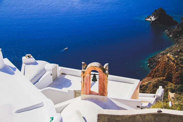 The Secret Guide To Santorini. theweddingnotebook.com