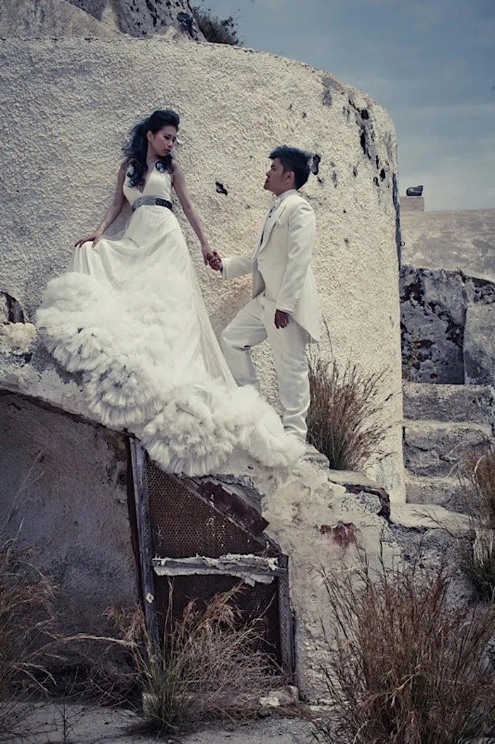 Photography by SiuMing.Photo. theweddingnotebook.com