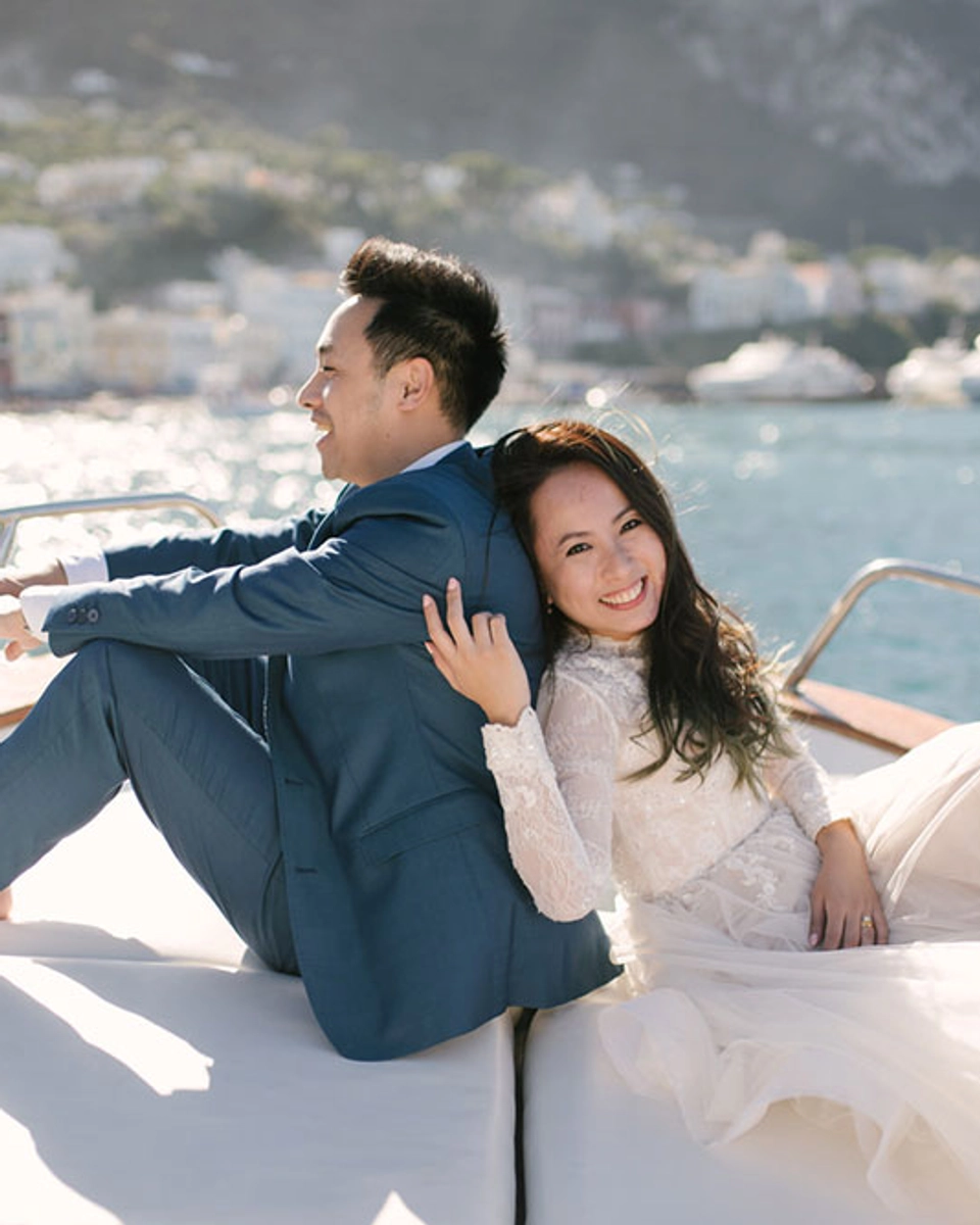 Timeless And Romantic Seaside Bridal Portraits In Capri, Italy