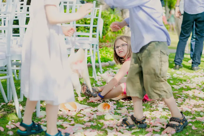 Photo by Alextan Artworks. theweddingnotebook.com