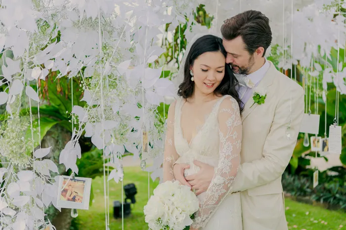 Photo by Alextan Artworks. theweddingnotebook.com