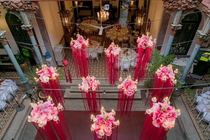 Photo by Alextan Artworks. theweddingnotebook.com