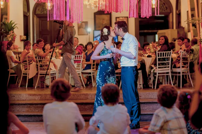 A beautiful wedding at Cheong Fatt Tze Mansion, Penang . Photo by Alextan Artworks. theweddingnotebook.com